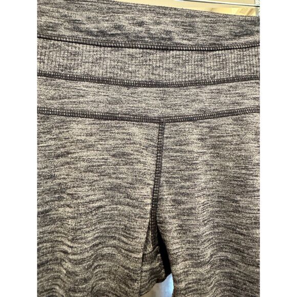 ✨ Athleta Grey Excursion Jogger Leggings XS • Cozy Athleisure Essential 🩶 - Picture 6 of 7